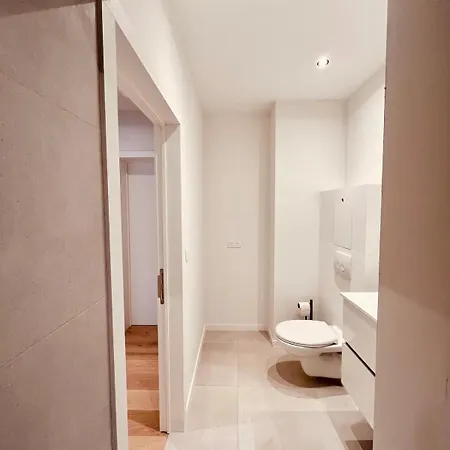 Cosy Of John Cockerill Apartment *